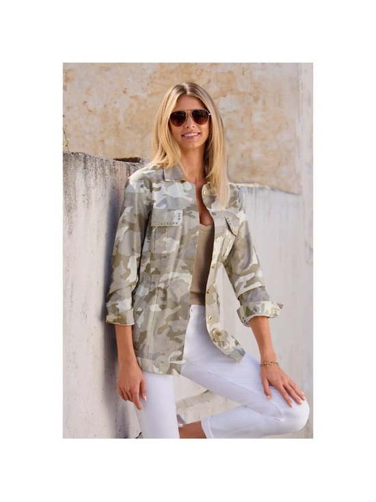 Boston Proper Jackets & Blazers - Boston Proper Women's Beige & Olive Camo Utility Jacket